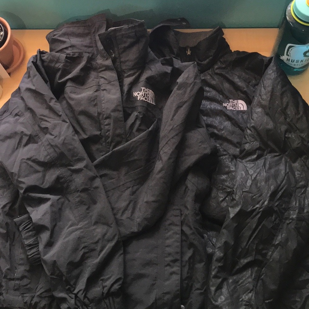 ⭐️ NORTHFACE JACKET WITH REMOVABLE PUFFER⭐️